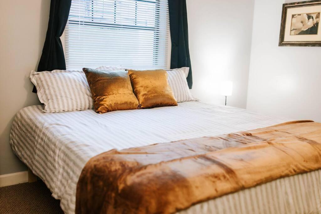 Cozy 3-Bed Athens Getaway, Right Near Uga! Apartment Bagian luar foto