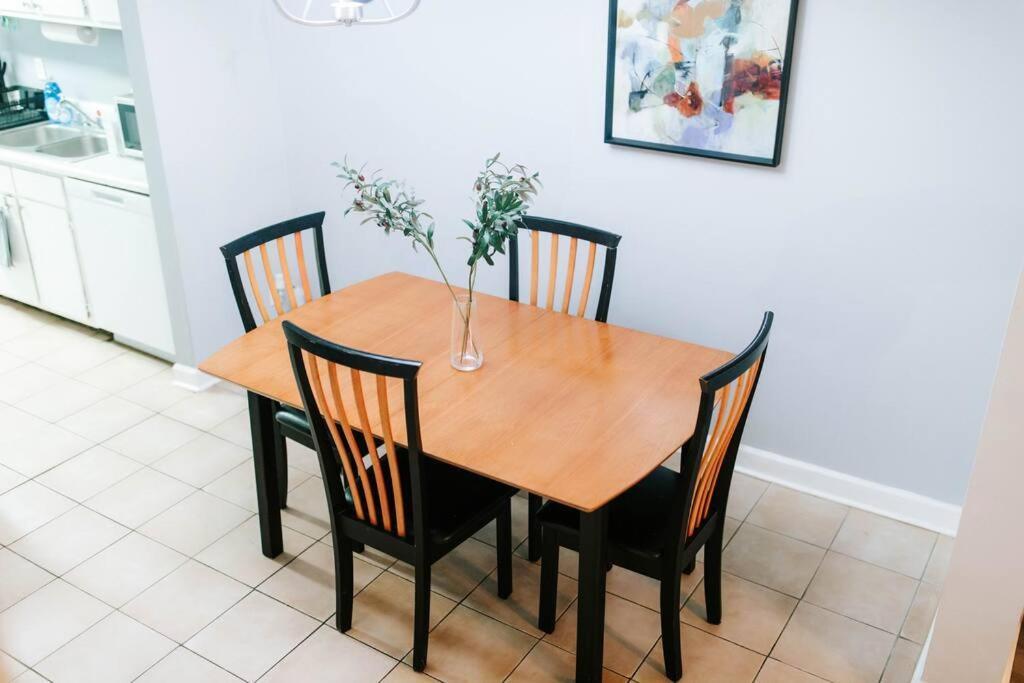 Cozy 3-Bed Athens Getaway, Right Near Uga! Apartment Bagian luar foto