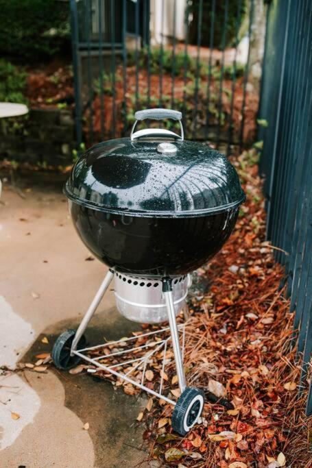 Cozy 3-Bed Athens Getaway, Right Near Uga! Apartment Bagian luar foto